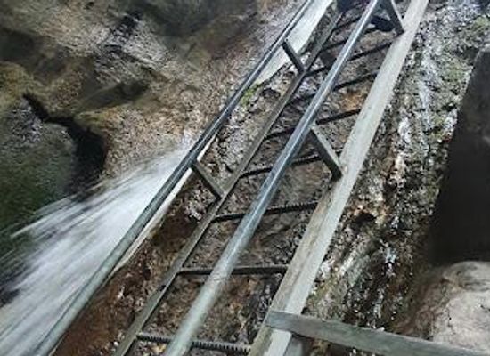 romania/brasov/attraction/seven-ladders-canyon