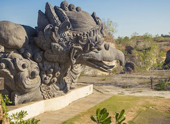 indonesia/bali/jimbaran/attraction/plaza-garuda-gwk-cultural-park