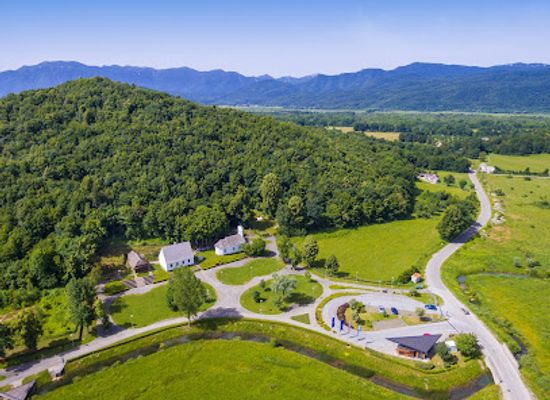croatia/lika/attraction/nikola-tesla-memorial-centre