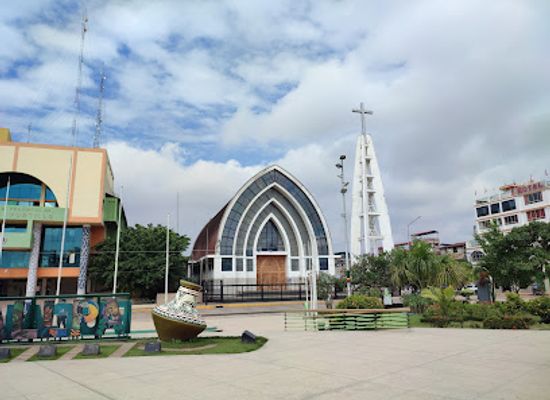 peru/ucayali/attraction/plaza-de-armas-of-pucallpa