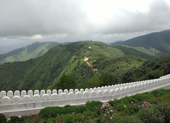 india/himachal-pradesh/attraction/kali-tibba-temple