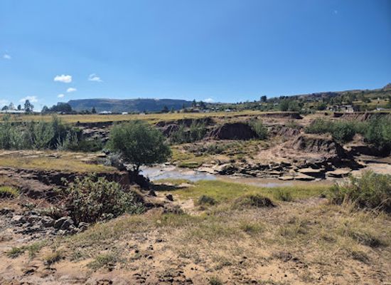 lesotho/maseru/attraction/dinosaur-footprints
