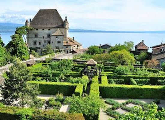 switzerland/lake-geneva-region/attraction/the-garden-of-five-senses-yvoire