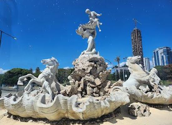 argentina/buenos-aires/attraction/fuente-de-las-nereidas-lola-mora