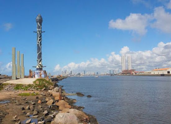 brazil/recife/recife-antigo/attraction/parque-de-esculturas-francisco-brennand