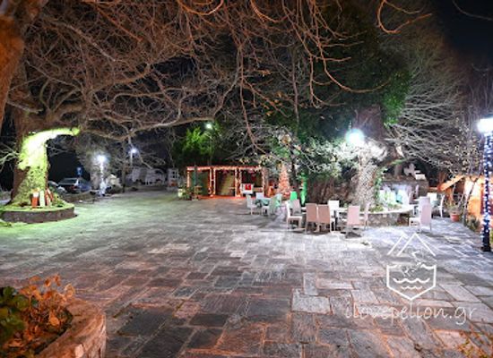 greece/mount-pelion/attraction/plateia-agios-stefanos