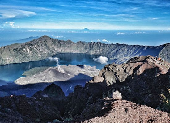 indonesia/south-papua/attraction/mount-rinjani-national-park