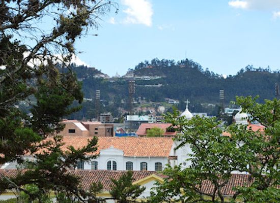 ecuador/azuay-region/attraction/museo-municipal-remigio-crespo-toral