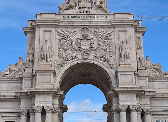portugal/lisbon/chiado/attraction/arco-da-rua-augusta