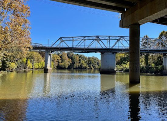 mississippi/the-golden-triangle/attraction/river-walk-trail