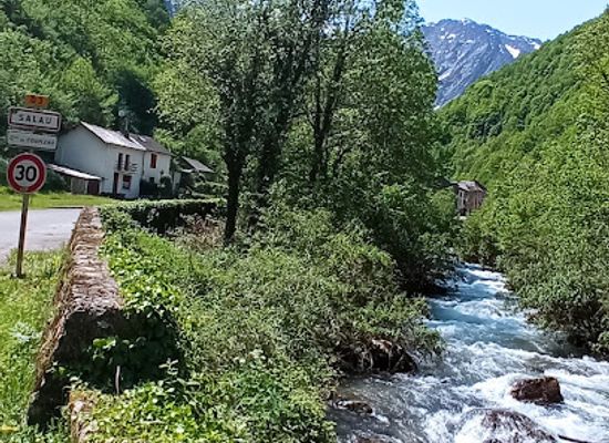france/pyrenees/attraction/cascade-de-leziou