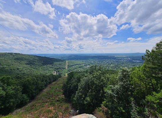 alabama/cumberland-plateau/attraction/blevins-gap-nature-preserve