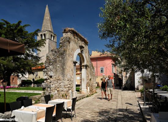 croatia/porec/attraction/park-j-dobrile