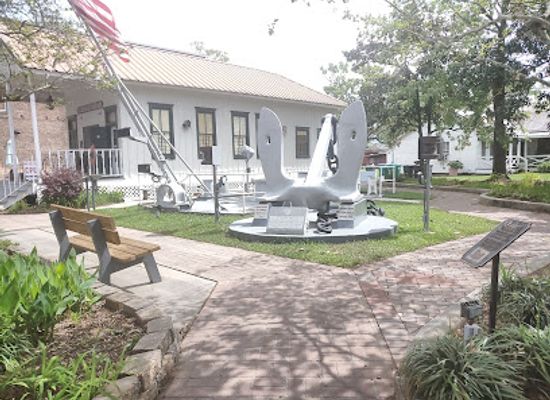 louisiana/lake-maurepas/attraction/collinswood-museum