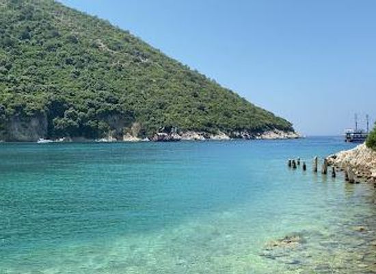 albania/saranda/attraction/kakoma-beach