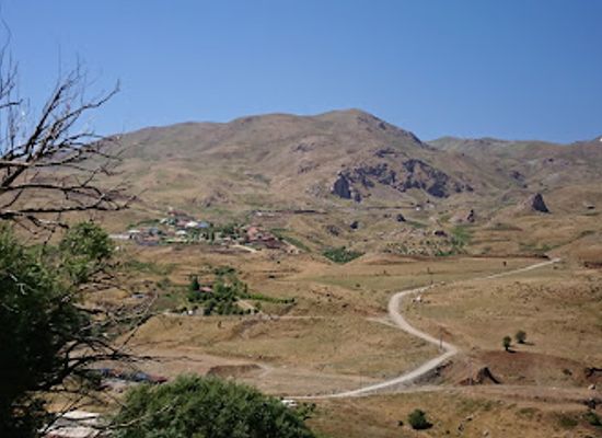 iraq/choman/attraction/kani-shekhi-balak