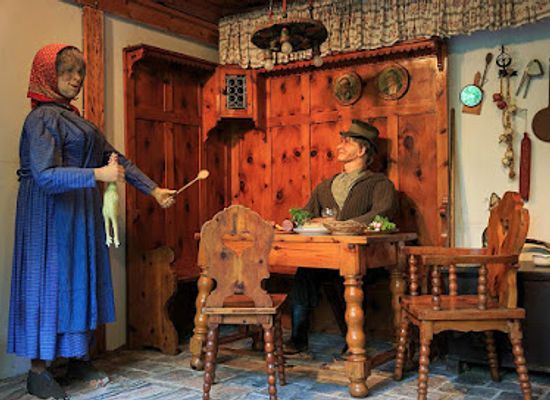 austria/burgenland/attraction/die-zankischen-bauersleut