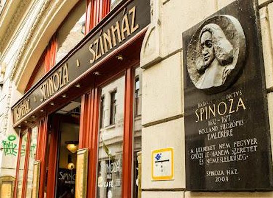 hungary/central-hungary/attraction/spinoza-self-catering-apartments