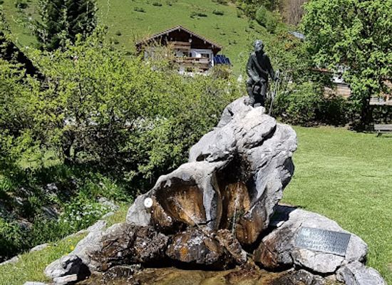 germany/altbayern/attraction/kederbacher-denkmal