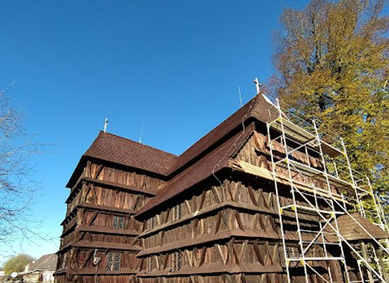 slovakia/tekov/attraction/articular-wooden-church-in-hronsek-unesco