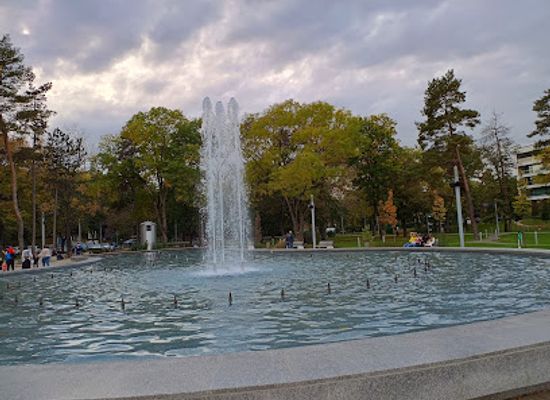 hungary/nyiregyhaza/attraction/multimedia-fountain