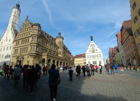 germany/rothenburg-ob-der-tauber/attraction/blade-gate