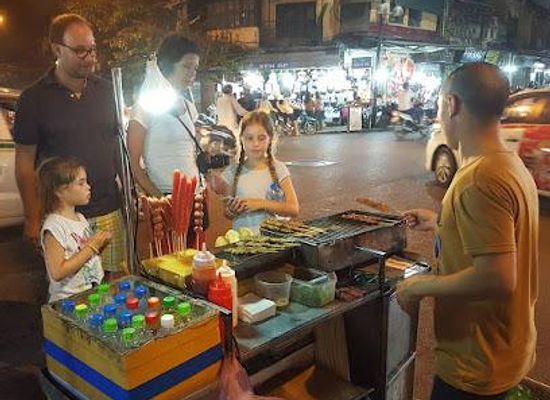 vietnam/hanoi/attraction/ha-food-tours