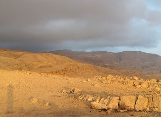 jordan/tafilah/attraction/rataqat-al-maghareeb