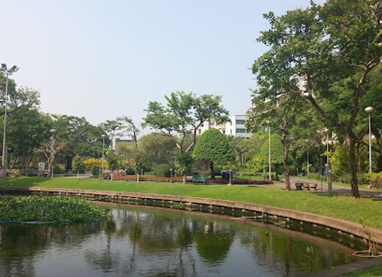 thailand/bangkok/ari/attraction/santiphap-park