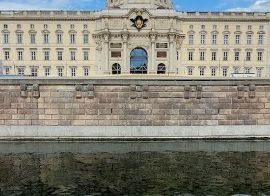 germany/berlin/mitte/attraction/freedom-and-unity-memorial