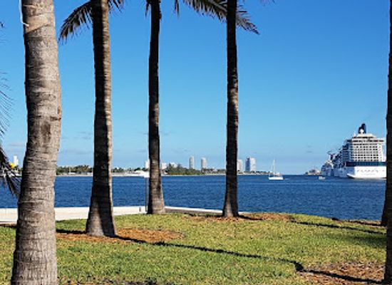 florida/gold-coast/attraction/maurice-a-ferre-park