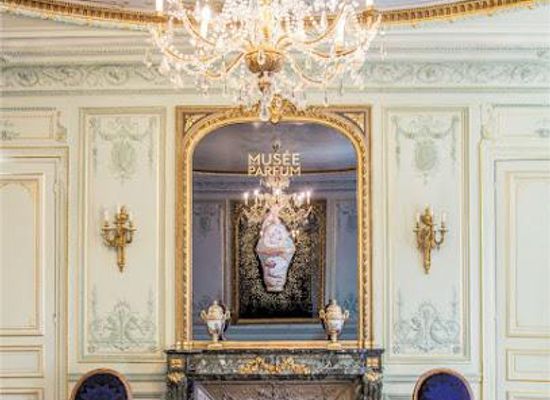france/paris/attraction/musee-du-parfum