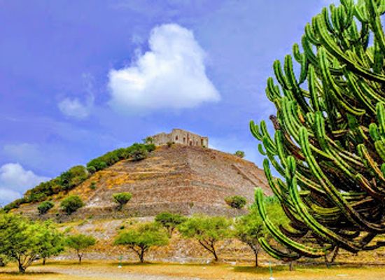 mexico/queretaro/attraction/el-cerrito-archaeological-zone