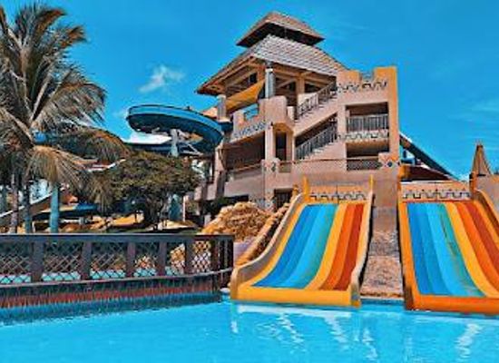 oman/salalah/attraction/hawana-aqua-park