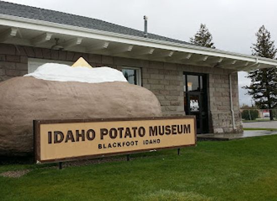 idaho/panhandle/attraction/idaho-potato-museum-potato-station-cafe