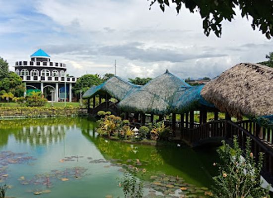 philippines/legazpi/legazpi-boulevard/attraction/albay-park-wildlife