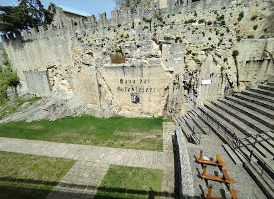 san-marino/domagnano/attraction/cava-dei-balestrieri