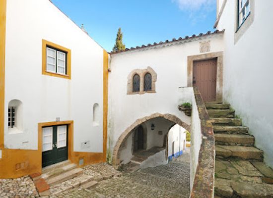 portugal/caldas-da-rainha/attraction/arco-da-cadeia