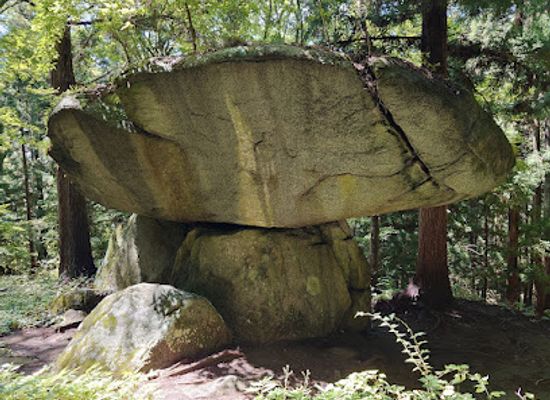 japan/tohoku/attraction/tsuzukiishi