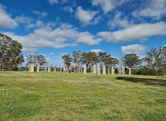australia/new-england/attraction/australian-standing-stones