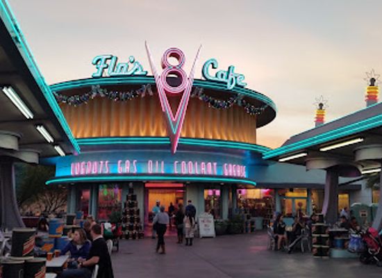 california/anaheim/anaheim-resort/attraction/cars-land