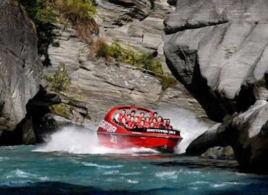 new-zealand/otago/attraction/shotover-jet-queenstown