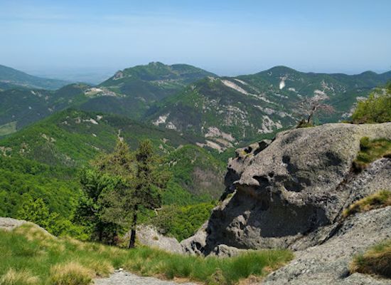 bulgaria/rhodope-mountains/attraction/karadzhov-kamak