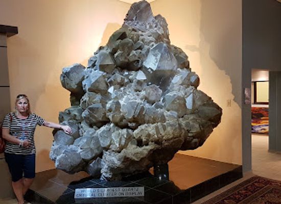namibia/spitzkoppe/attraction/kristall-galerie