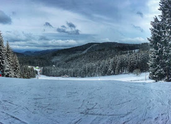 czechia/beskids/attraction/ski-resort-mezivodi
