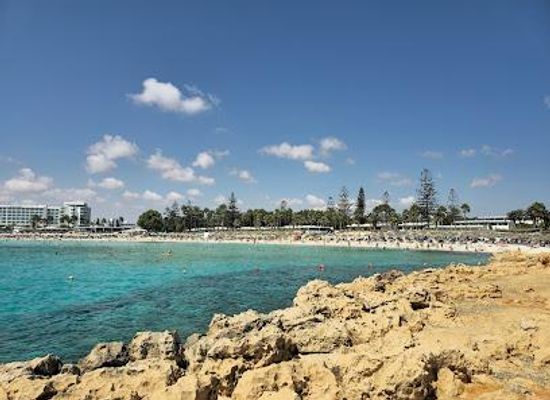cyprus/ayia-napa/attraction/nissi-beach