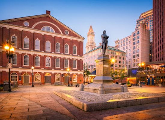 massachusetts/boston/attraction/faneuil-hall-marketplace