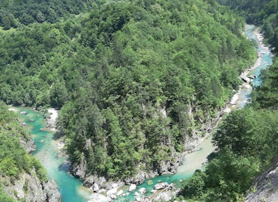montenegro/tara-river-canyon/attraction/kan'on-tara