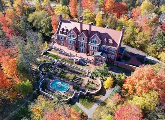 minnesota/duluth/attraction/glensheen-mansion