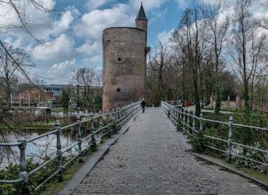 belgium/knokke-heist/attraction/gunpowder-tower-poertoren